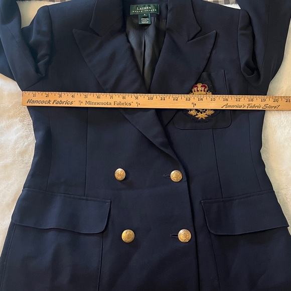 VTG Ralph Lauren Navy WOOL Blazer Embroidered Crest Patch Women's Size 6 Preppy - Picture 9 of 16